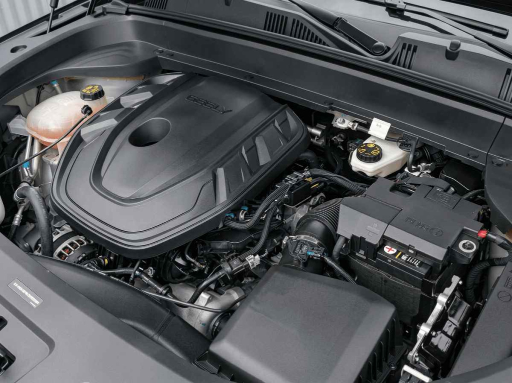 Geely Monjaro 2.0 2023 Двигатель Geely Monjaro